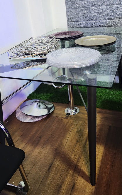 MESA NÓRDICA DE CRISTAL